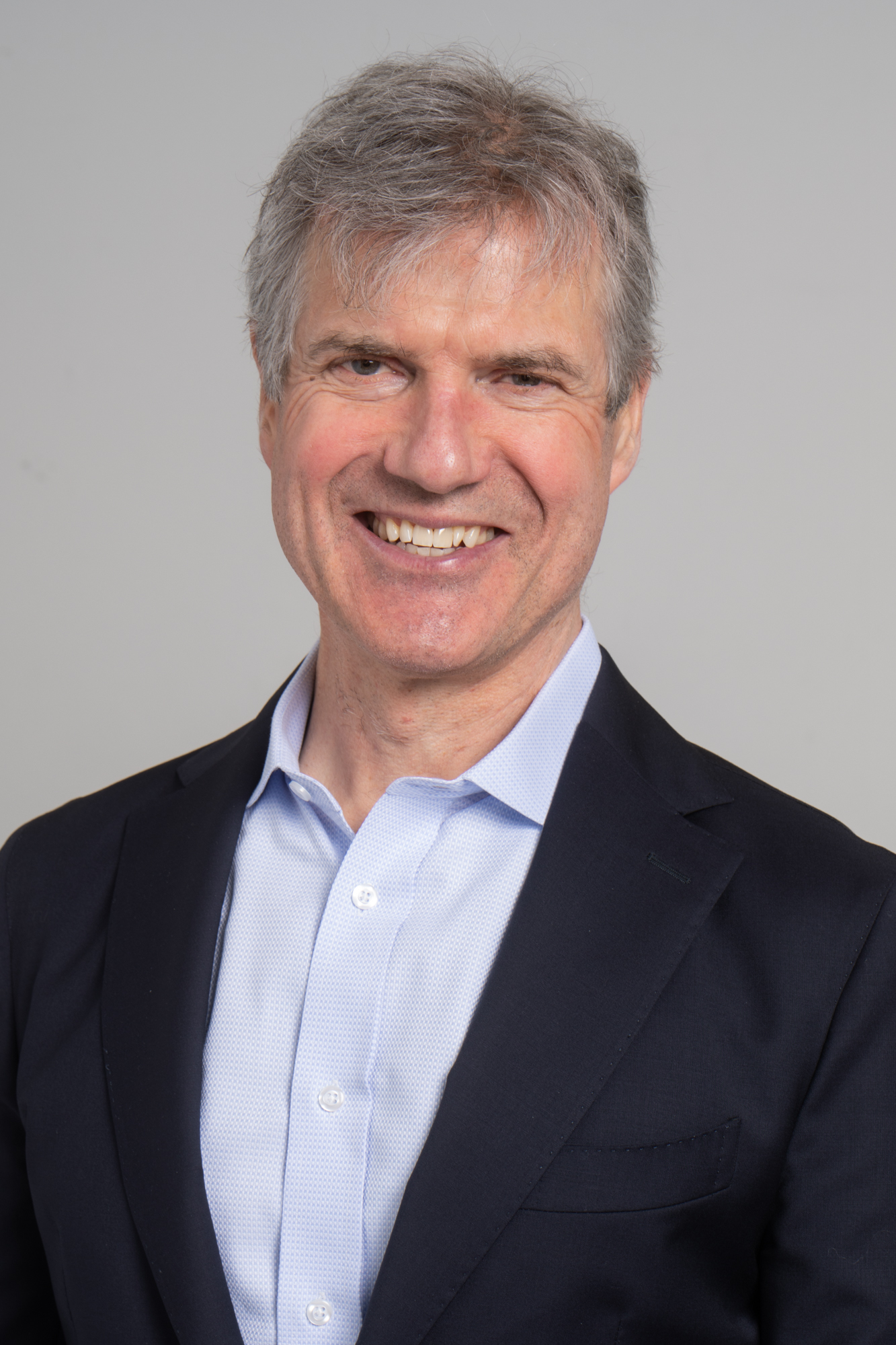 Headshot of Mark Wallace