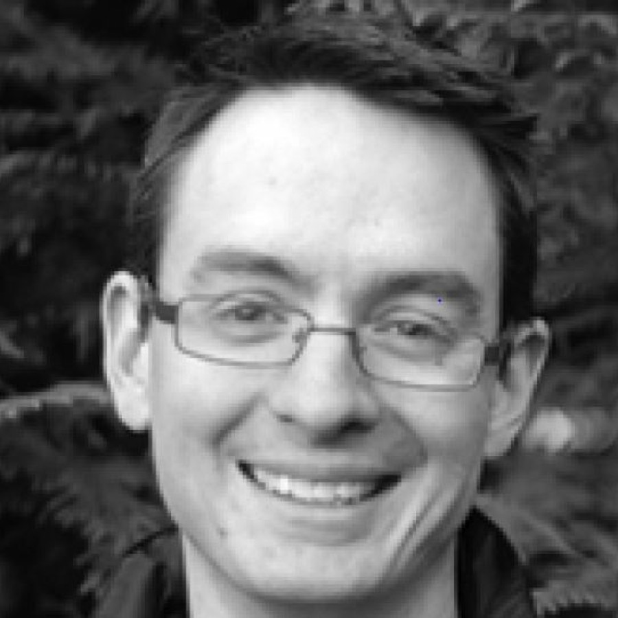Headshot of Justin Gregg