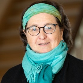 Headshot of a woman 